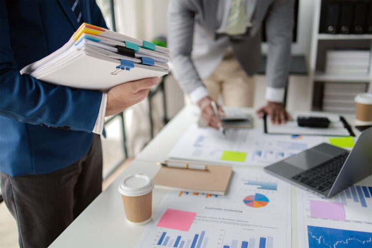 Workflow documental: porque é que muitas empresas continuam presas ao email e Excel