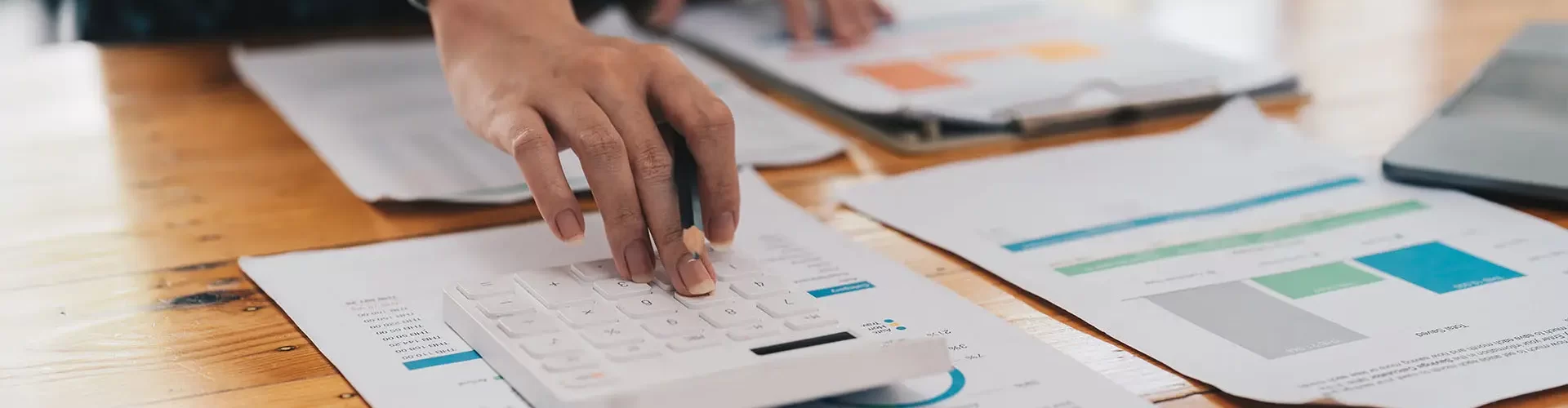 Processar manualmente faturas, despesas ou registos internos está a bloquear a eficiência da sua empresa?